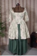gown2